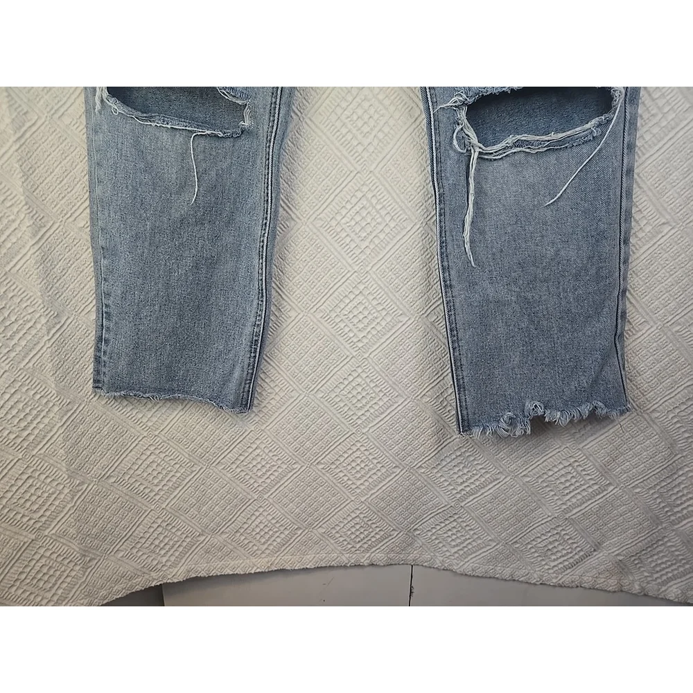 Vervet Size 31 High Rise Distressed Straight Leg Raw Hem Blue Denim Jeans - Picture 8 of 11